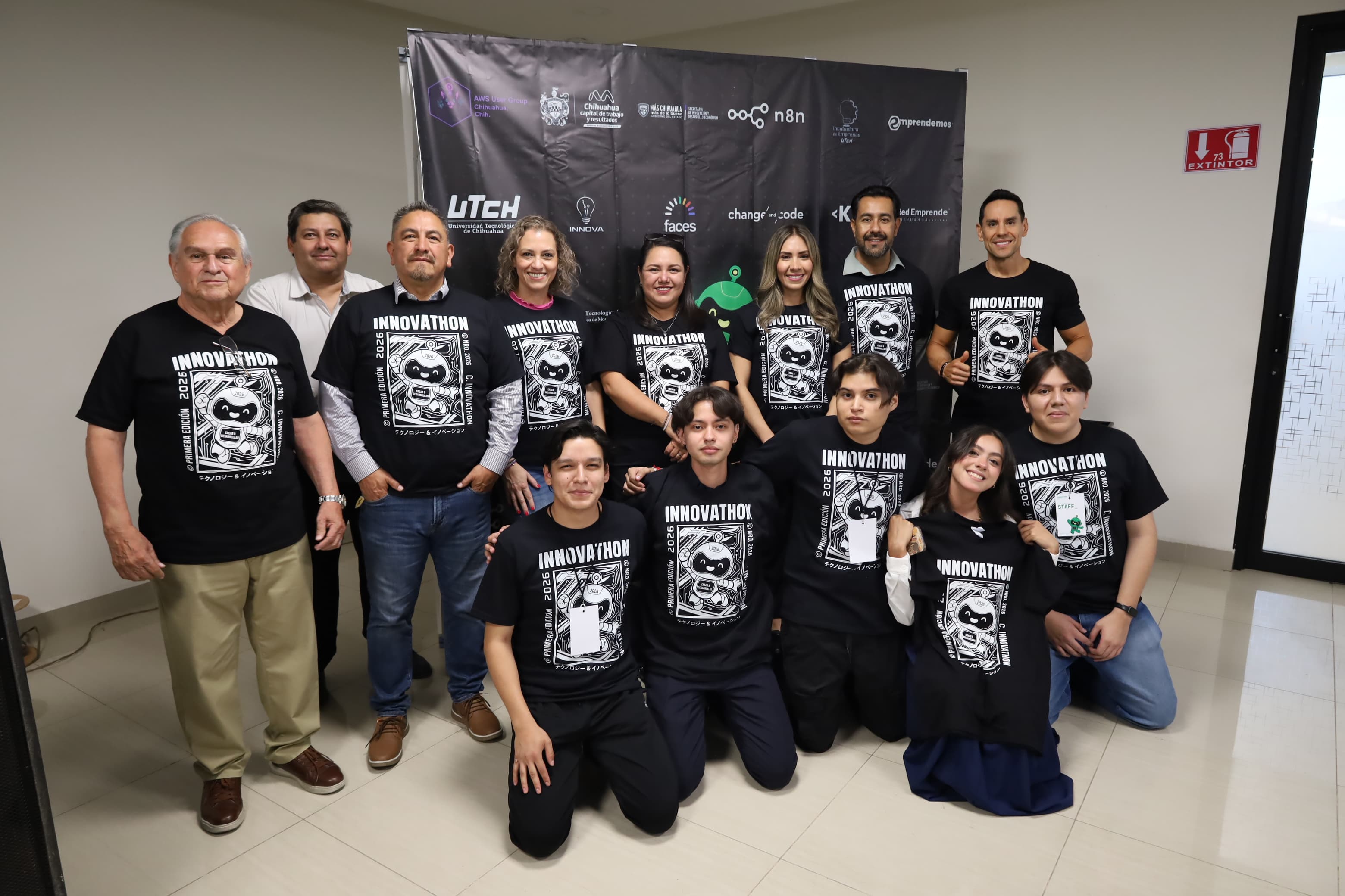 Equipo organizador con los aliados y patrocinadores